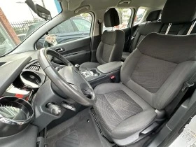 Peugeot 3008 Бензин 115000км, снимка 3