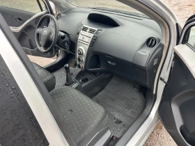 Toyota Yaris 1.3i VVT-i, снимка 11