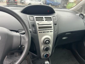 Toyota Yaris 1.3i VVT-i, снимка 13