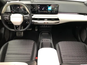 Kia EV9  EV4* GTL* FWD* 360CAM* MEMORY* DISTR* PANO*  - 45100 € / 88207.93 лв. - 18328557 12