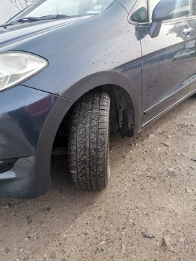 Honda Fr-v, снимка 5