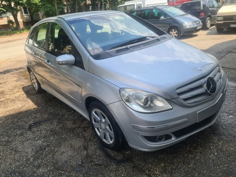 Mercedes-Benz B 180 CDI Avtomatik, снимка 2 - Автомобили и джипове - 41645902