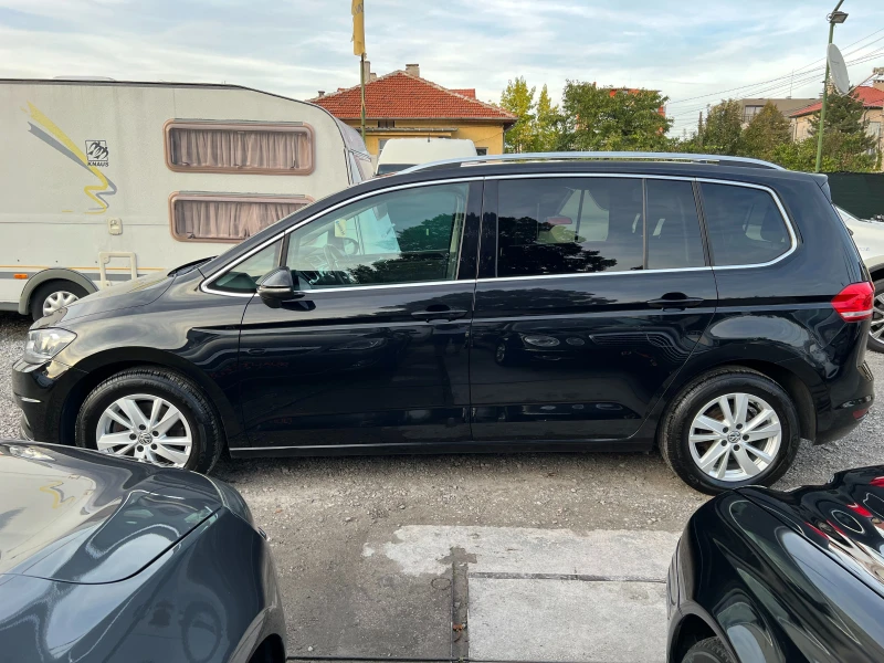 VW Touran 2.0TDI 7-Местeн/Дистроник/Нави/PDC/ТОП СЪСТОЯНИЕ/, снимка 2 - Автомобили и джипове - 47517033