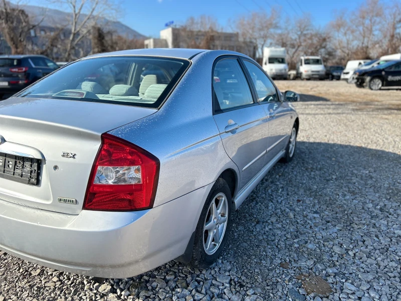 Kia Cerato, снимка 8 - Автомобили и джипове - 48280538