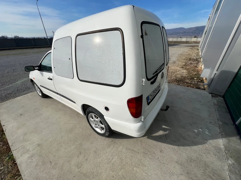 VW Caddy, снимка 7 - Автомобили и джипове - 49523232