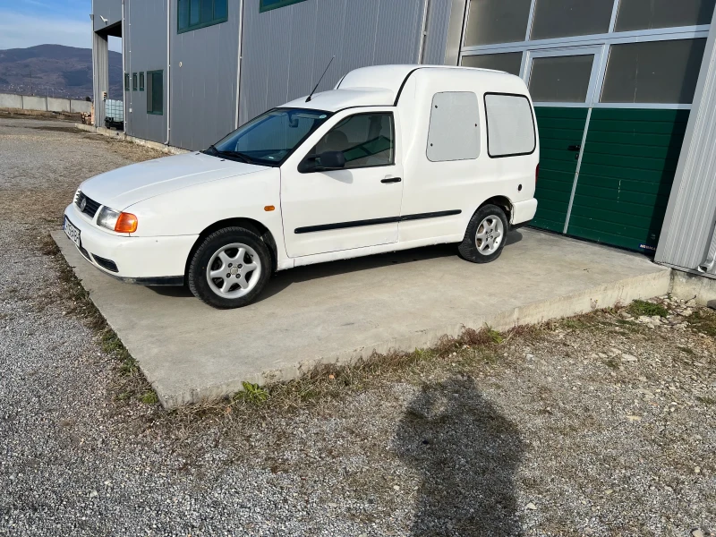 VW Caddy, снимка 10 - Автомобили и джипове - 48576388