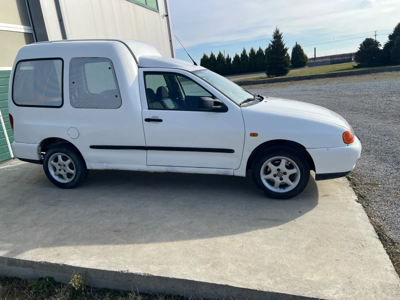 VW Caddy, снимка 4 - Автомобили и джипове - 48576388