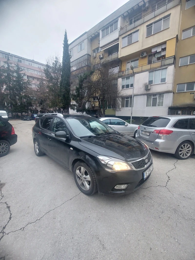 Kia Ceed 1.6/90, снимка 3 - Автомобили и джипове - 48681052