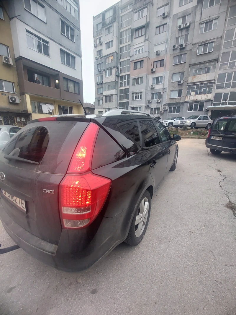 Kia Ceed 1.6/90, снимка 5 - Автомобили и джипове - 48681052