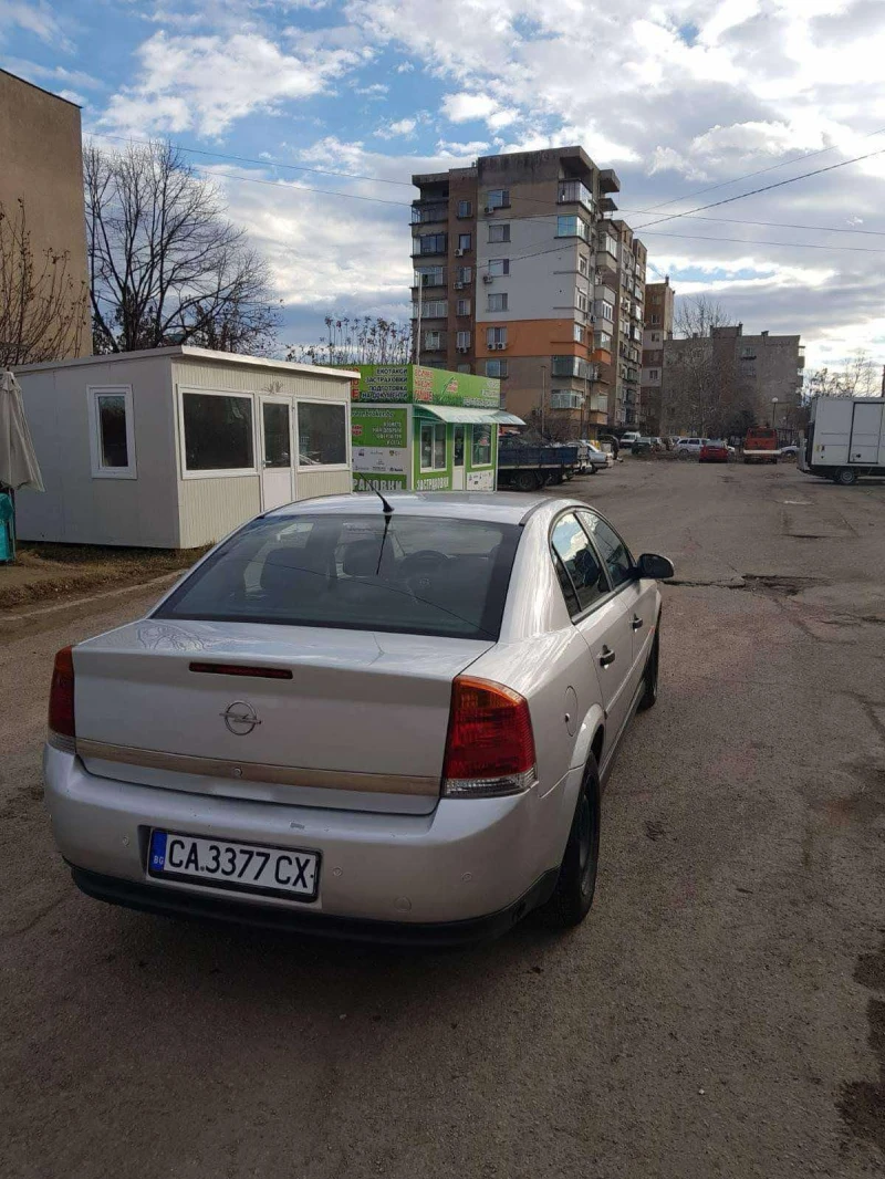 Opel Vectra 1.8, снимка 4 - Автомобили и джипове - 48919223