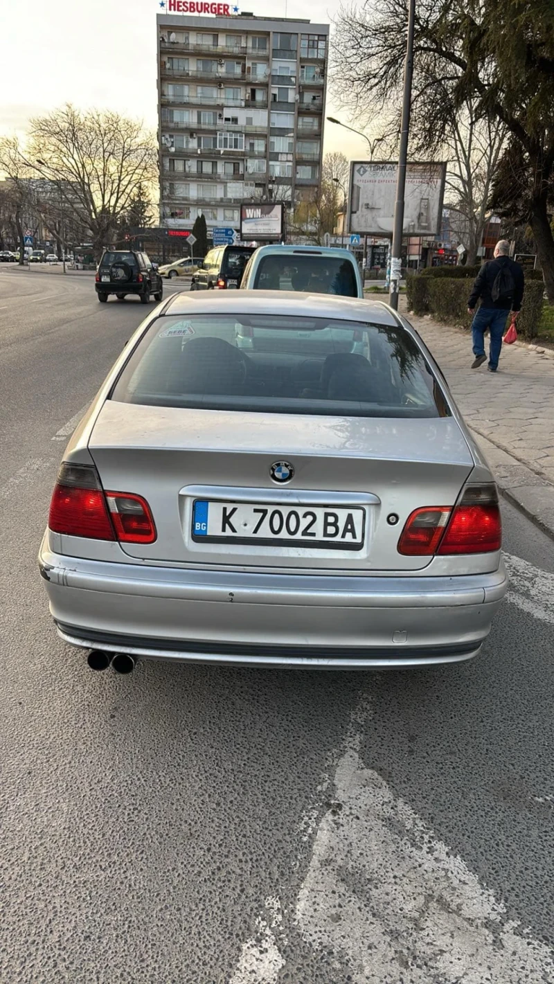 BMW 320 320D 136hp, снимка 6 - Автомобили и джипове - 49443178