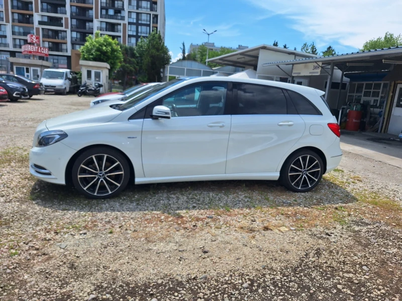 Mercedes-Benz B 200 CDI, снимка 4 - Автомобили и джипове - 50503379