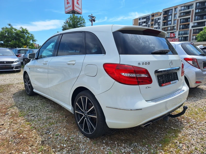 Mercedes-Benz B 200 CDI, снимка 5 - Автомобили и джипове - 50503379