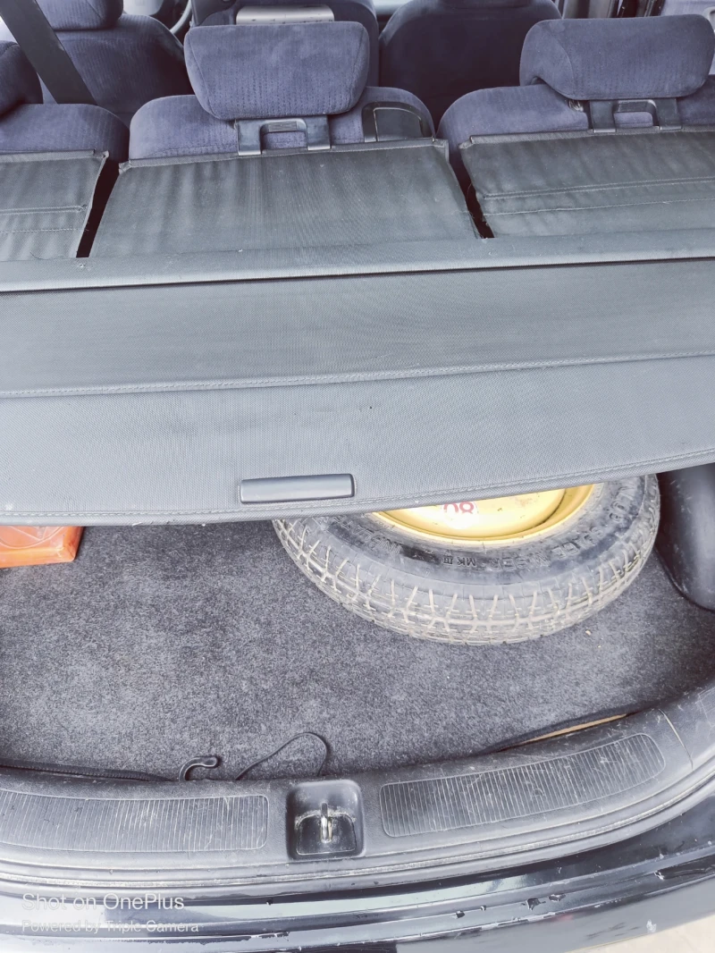 Honda Fr-v, снимка 5 - Автомобили и джипове - 51848057