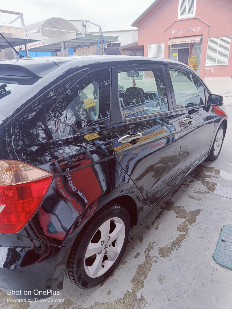 Honda Fr-v, снимка 8 - Автомобили и джипове - 51848057