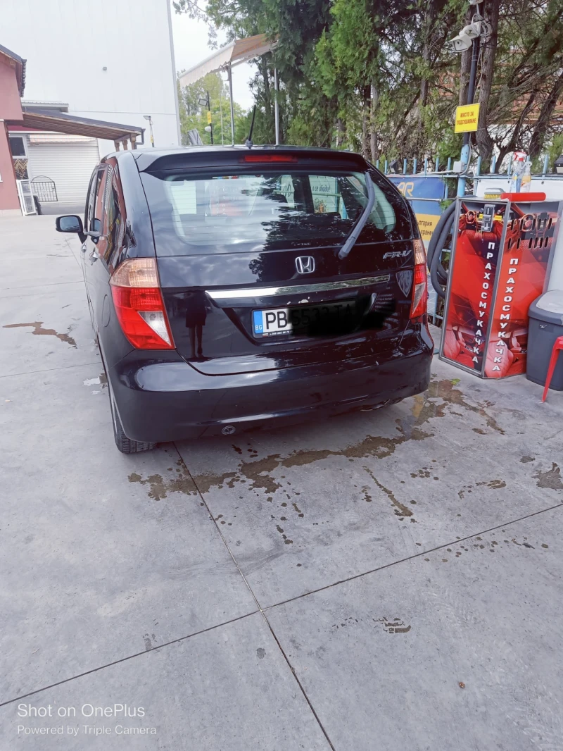 Honda Fr-v, снимка 2 - Автомобили и джипове - 51848057