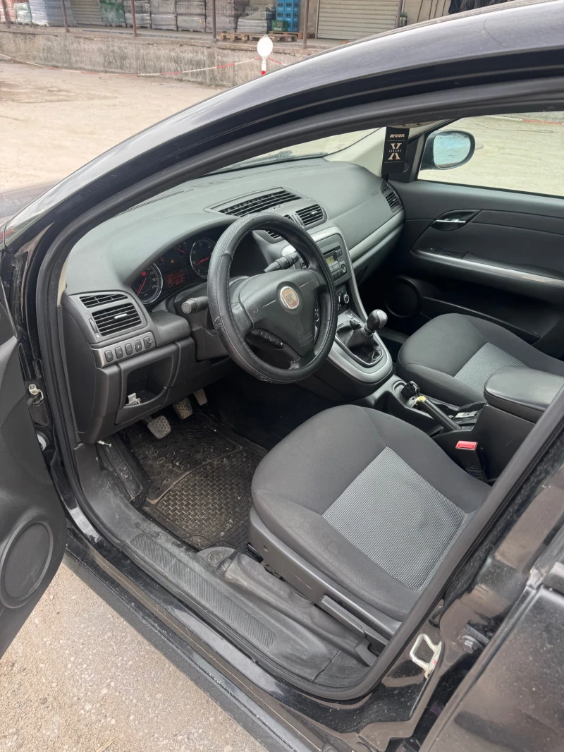 Fiat Croma 1.9 Multijet, снимка 8 - Автомобили и джипове - 52743838