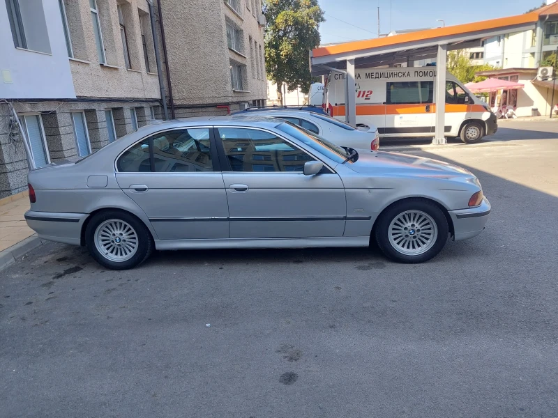 BMW 525, снимка 3 - Автомобили и джипове - 53044365
