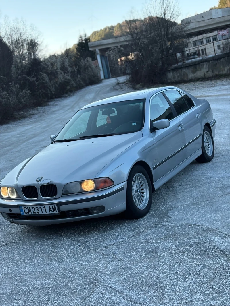BMW 525, снимка 7 - Автомобили и джипове - 53044365