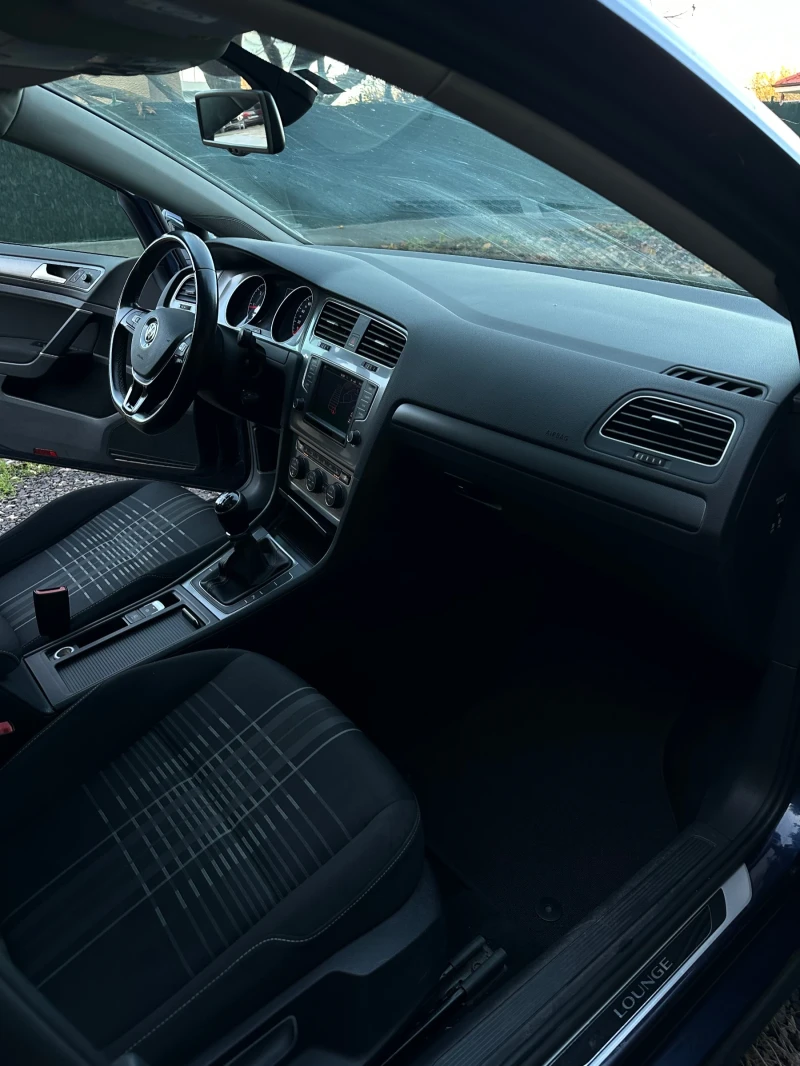 VW Golf 2.0TDI Lounge, снимка 13 - Автомобили и джипове - 53086885