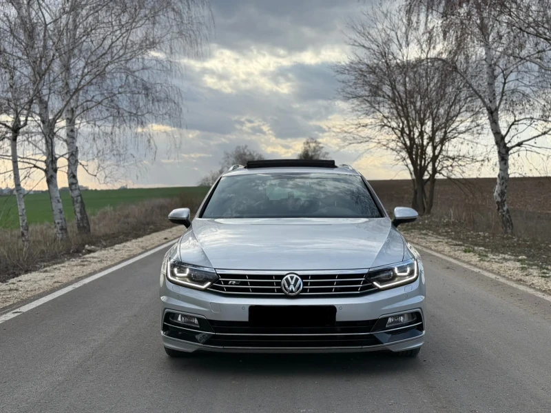 VW Passat 3x R-line* Panorama* Digital * Цена с ДДС - 29500 лв. - 63759160 | Car24.bg
