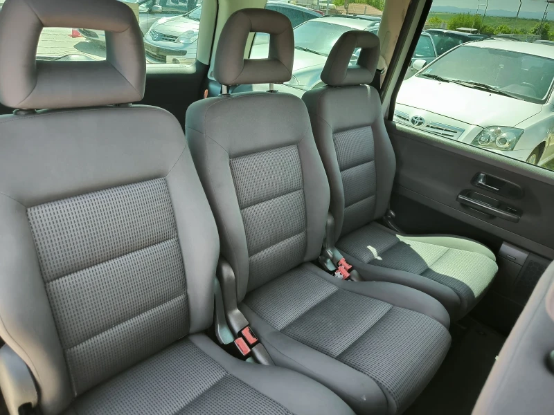 VW Sharan 1.8i Automatic - 6800 лв. - 11424712 | Car24.bg