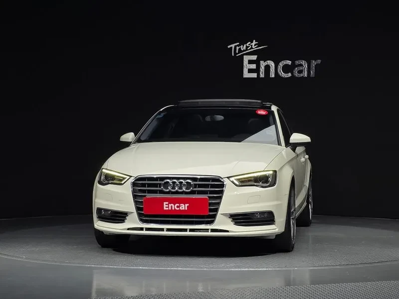 Audi A3 1.6 TDI, снимка 5 - Автомобили и джипове - 54971512
