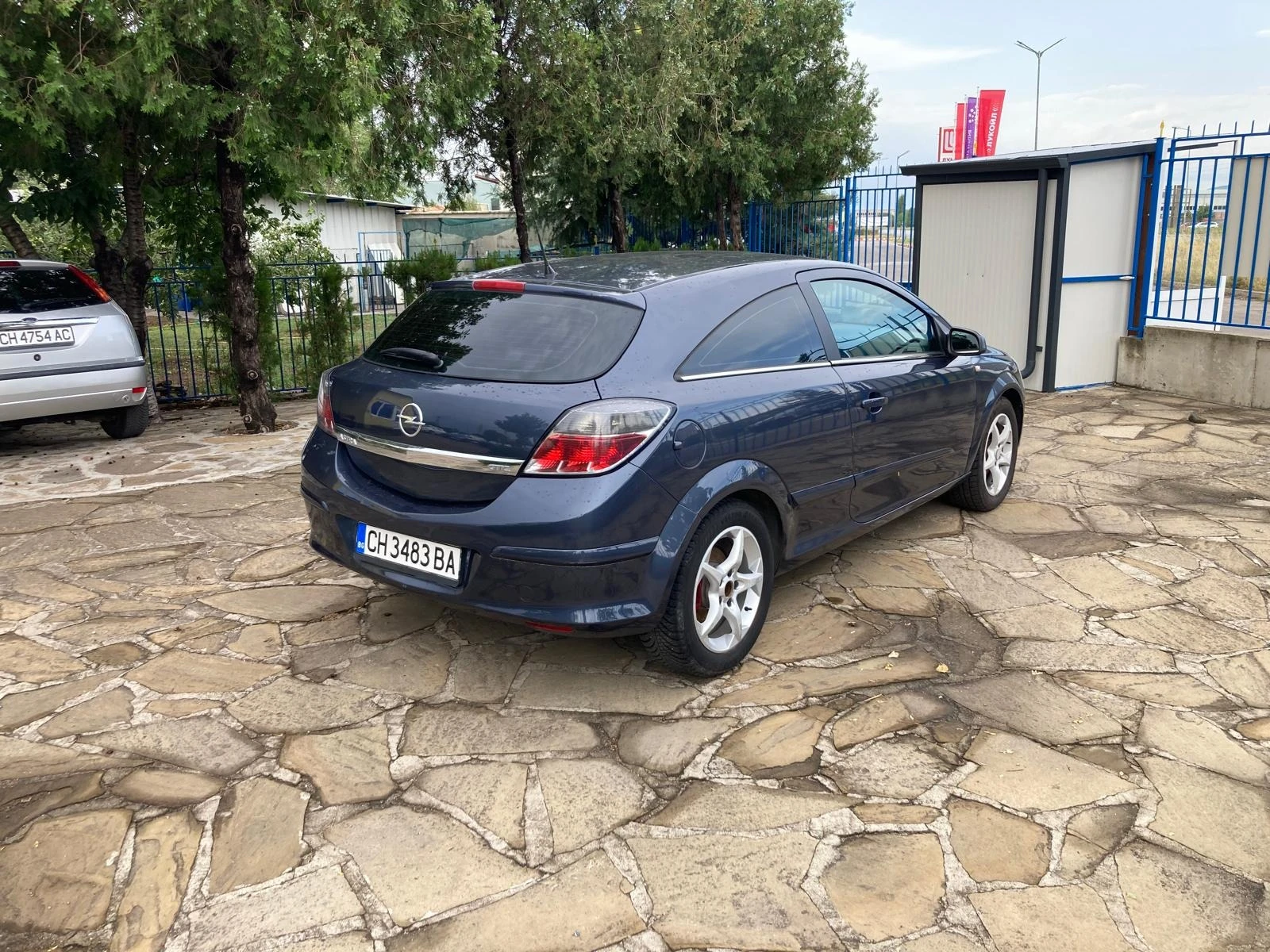 Opel Astra 1, 7CDTi ОБСЛУЖЕНА - изображение 5