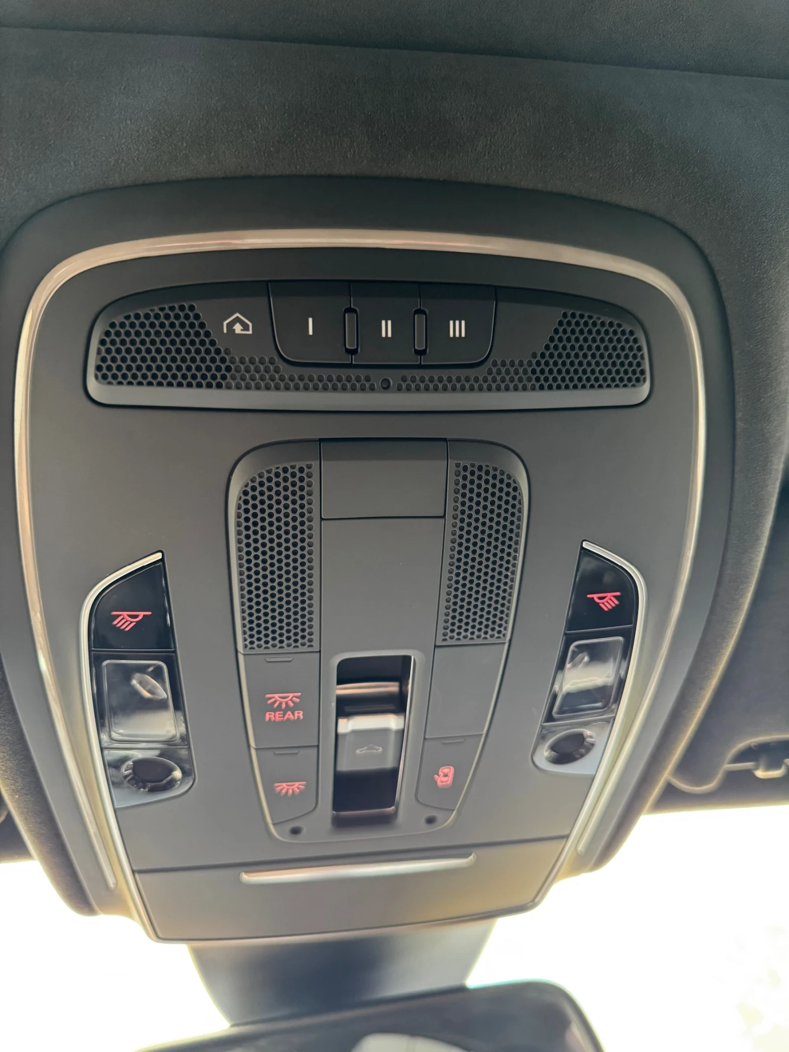 Audi A8 A8 D4 Long 4.2 TDI 3xTV Presidential  - изображение 10