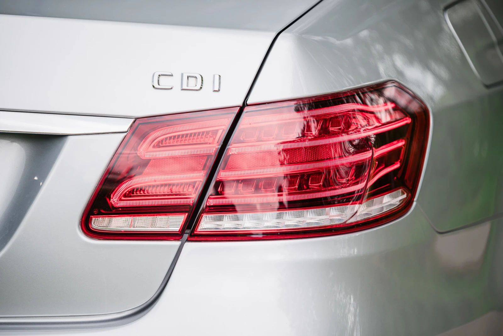 Mercedes-Benz E 220 ПАНОРАМА/FULL LED /7G-TRONIC/EURO6 - изображение 7