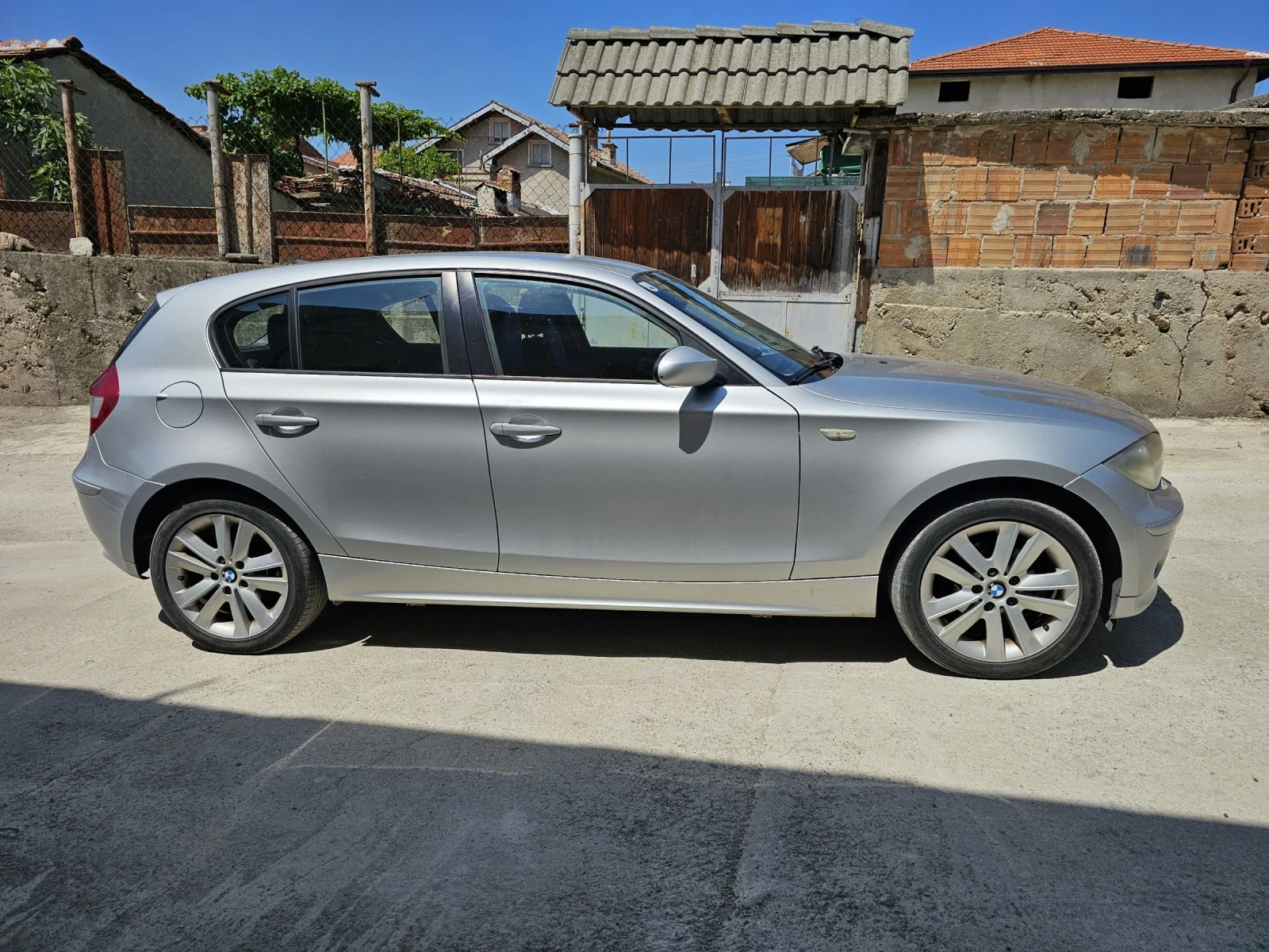 BMW 118 118D - изображение 3