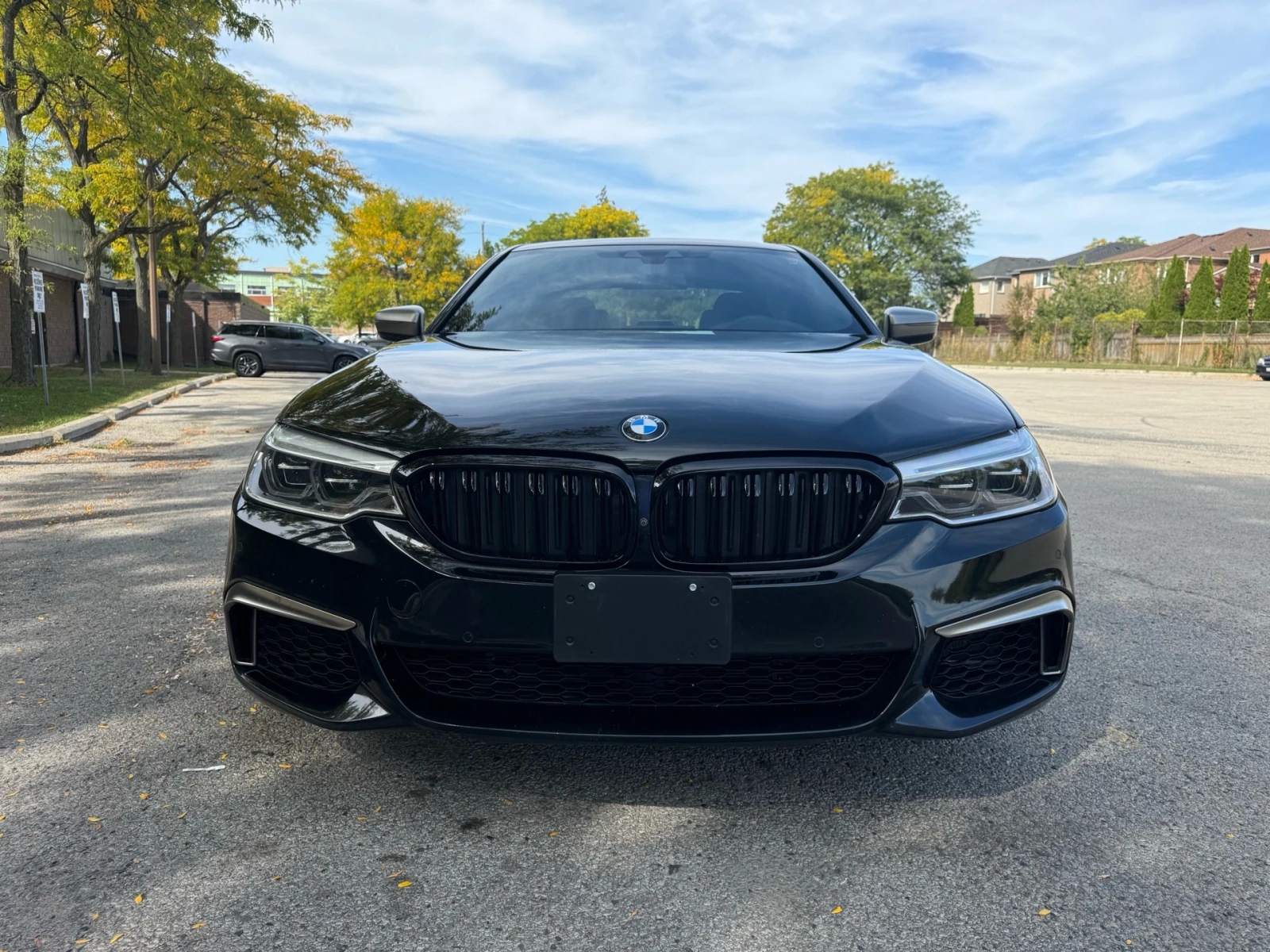 BMW 550 M xDrive* CARFAX* АВТОФИНАНСИРАНЕ*  - изображение 2