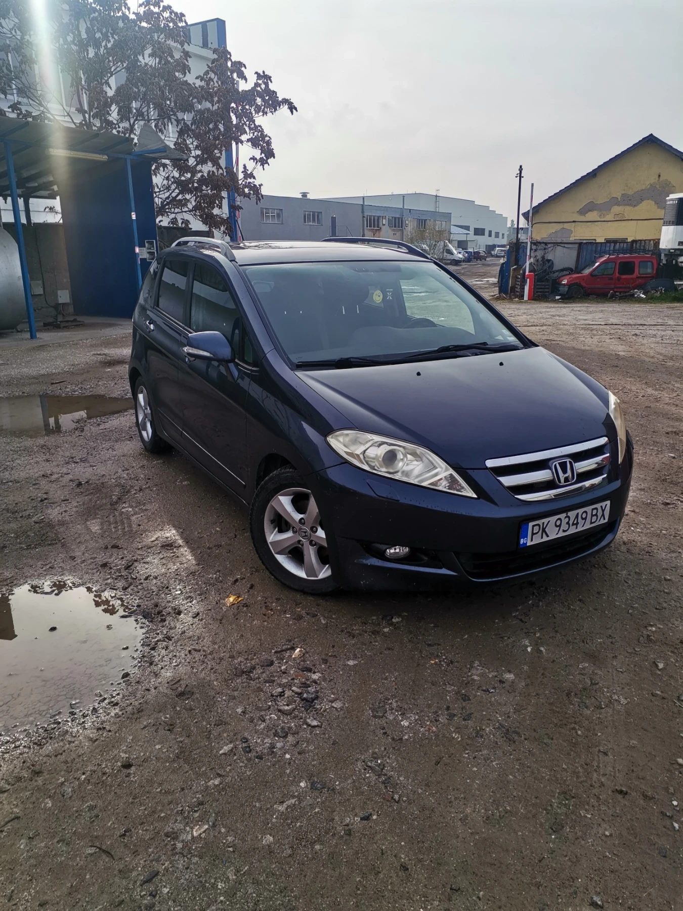 Honda Fr-v  - изображение 2