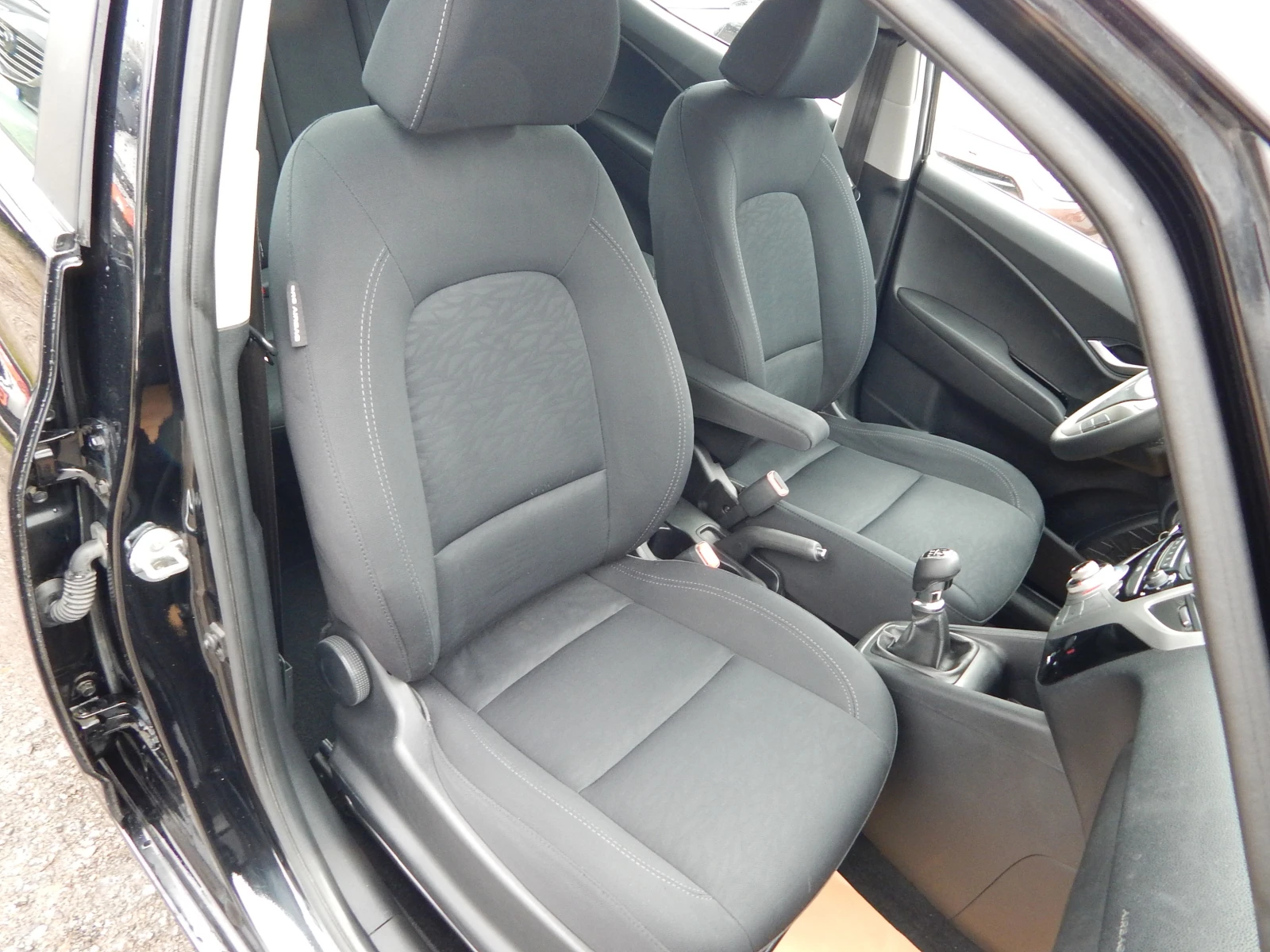 Hyundai Ix20 1.4CRDI* EURO6*  | Mobile.bg � ����������� 17