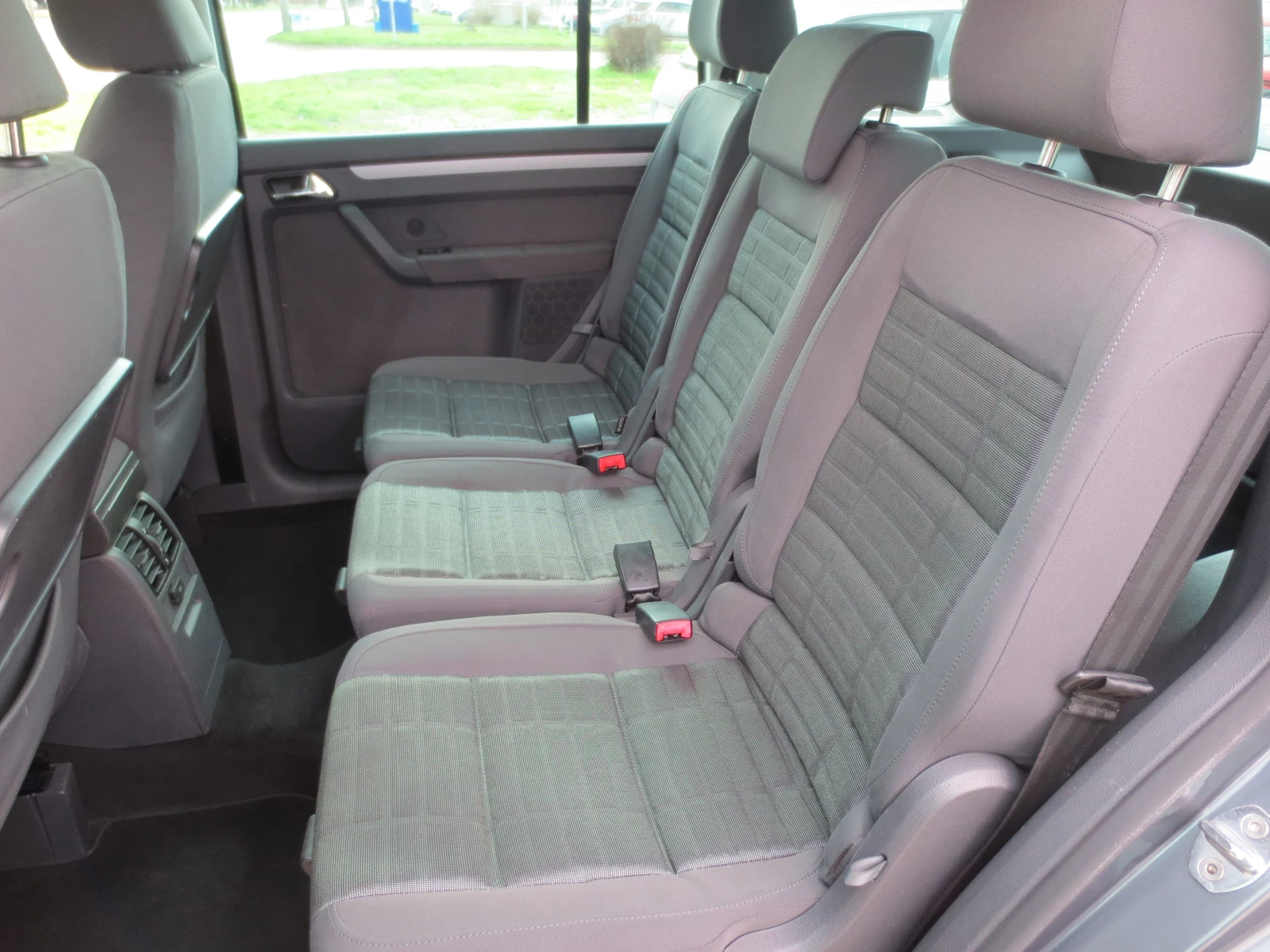 VW Touran 2.0TDI* BMM*  | Mobile.bg � ����������� 12