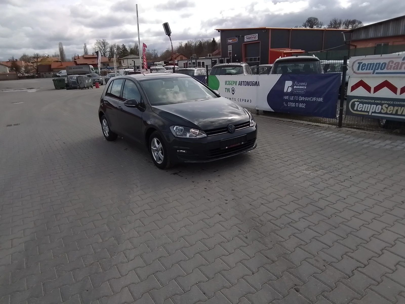 VW Golf 1.6, снимка 3 - Автомобили и джипове - 53941475