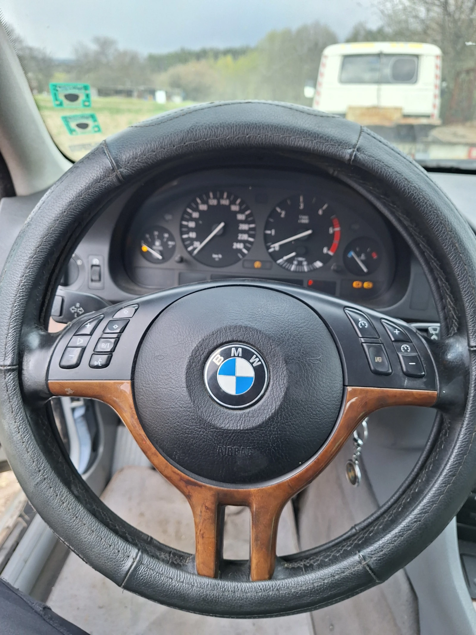 BMW 530, снимка 5 - Автомобили и джипове - 54150095