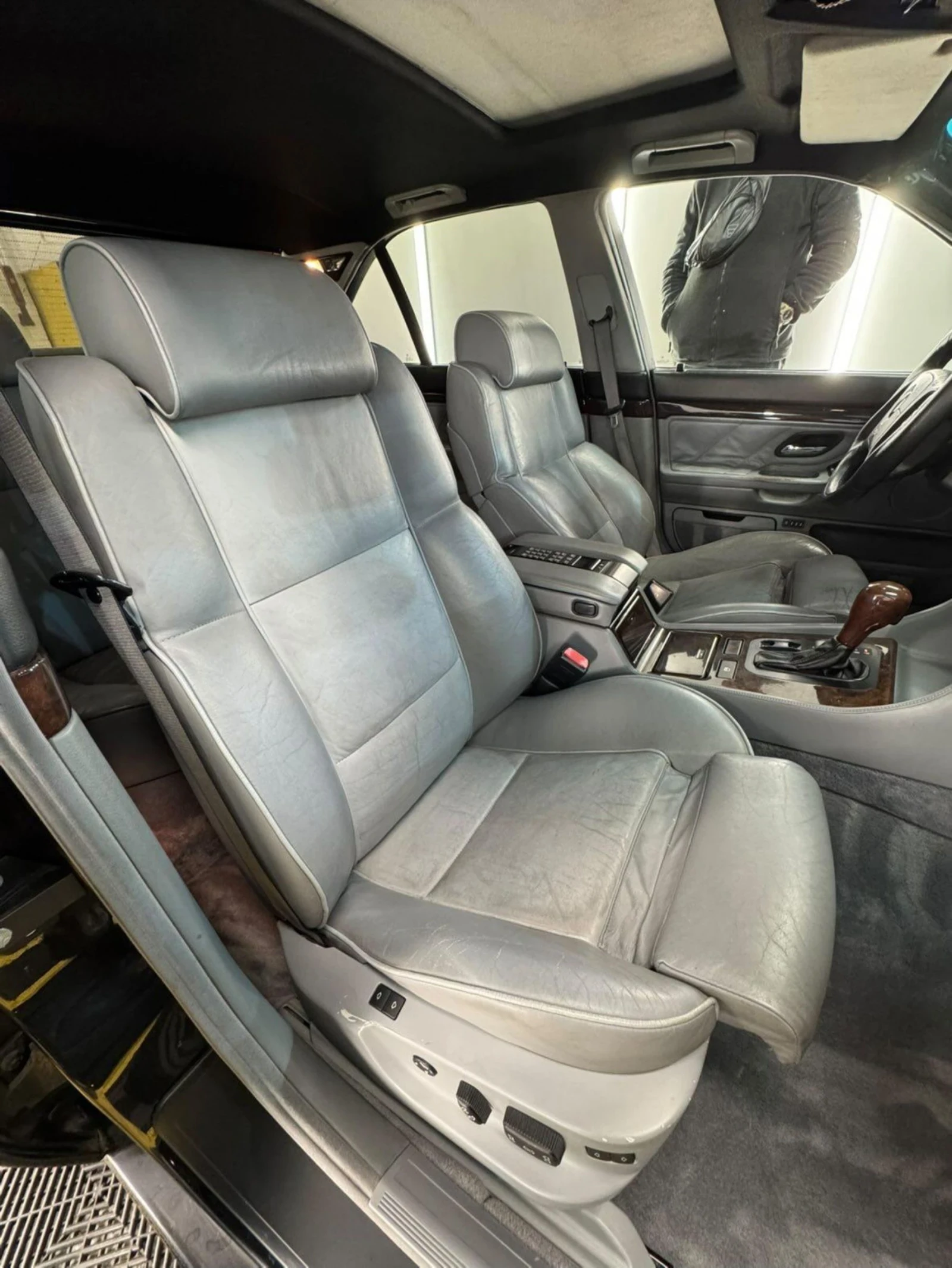 BMW 750 V12, 5.4, снимка 8 - Автомобили и джипове - 54405459