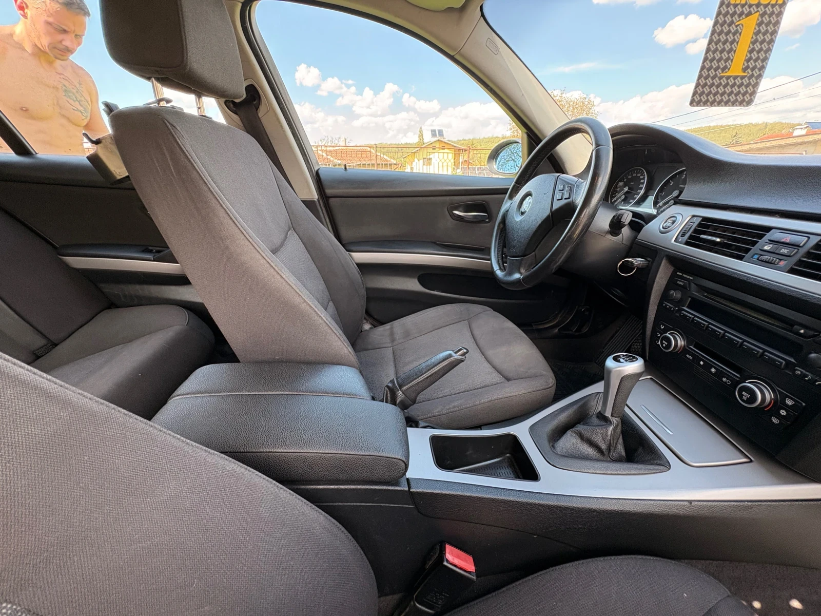BMW 320, снимка 11 - Автомобили и джипове - 54444853
