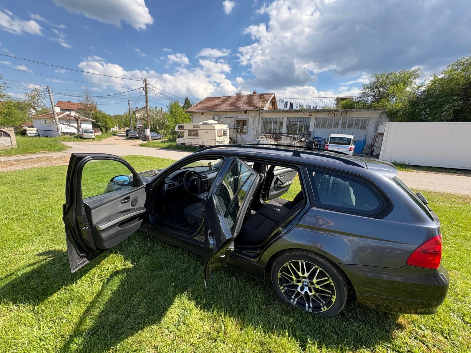 BMW 320, снимка 15 - Автомобили и джипове - 54444853