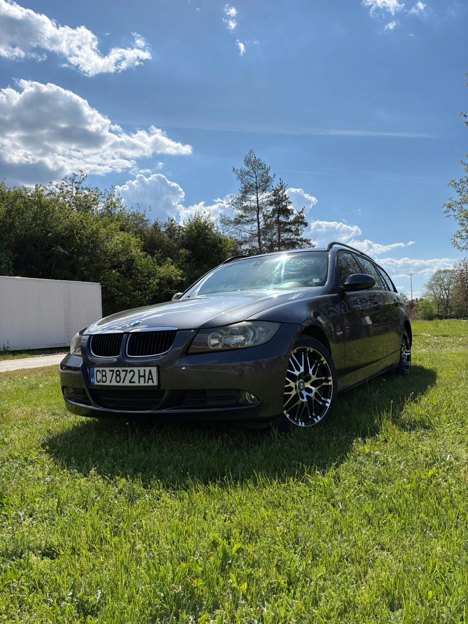 BMW 320