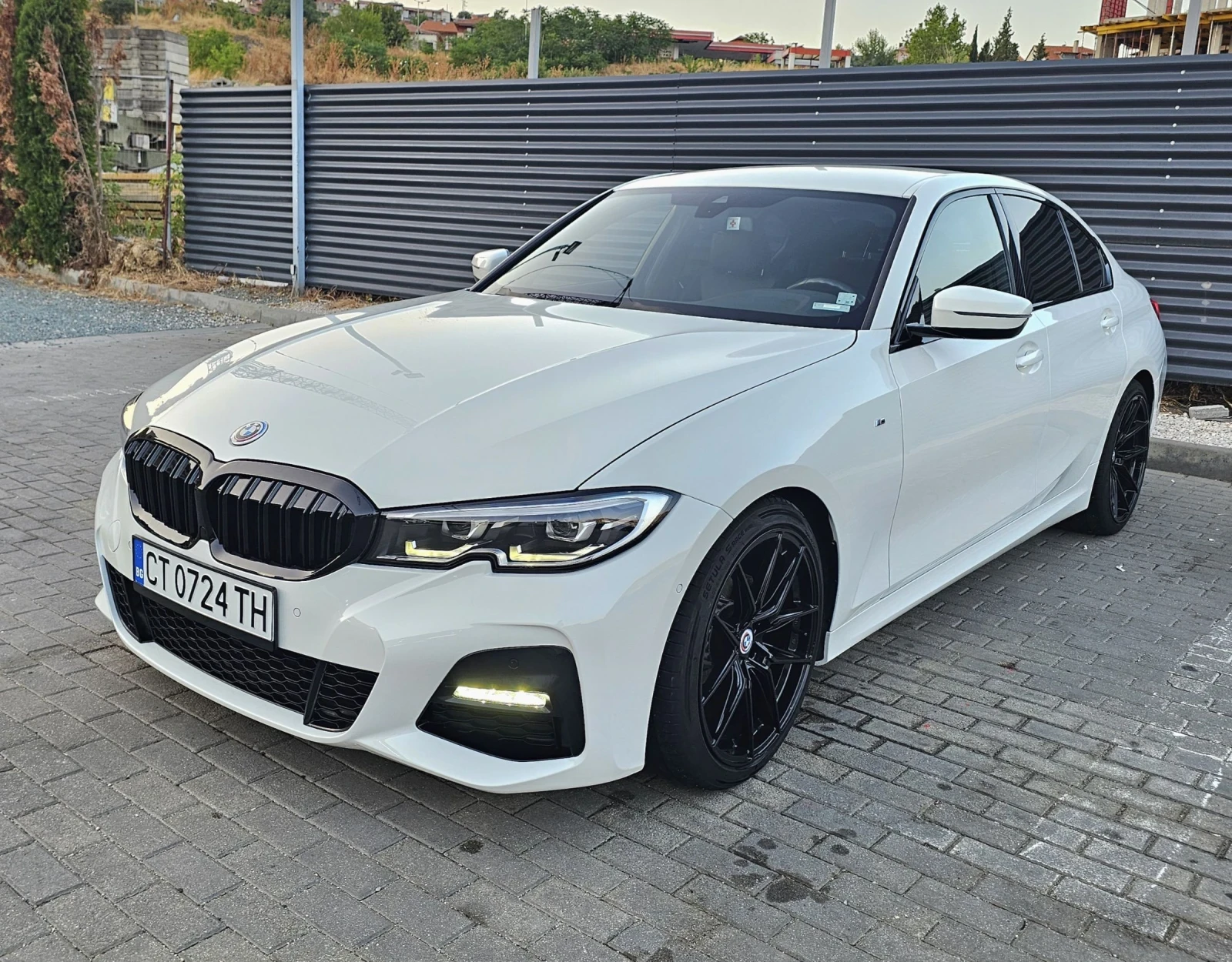 BMW 320 M sport, RWD, mild, alpinweiss, alcantara, memory