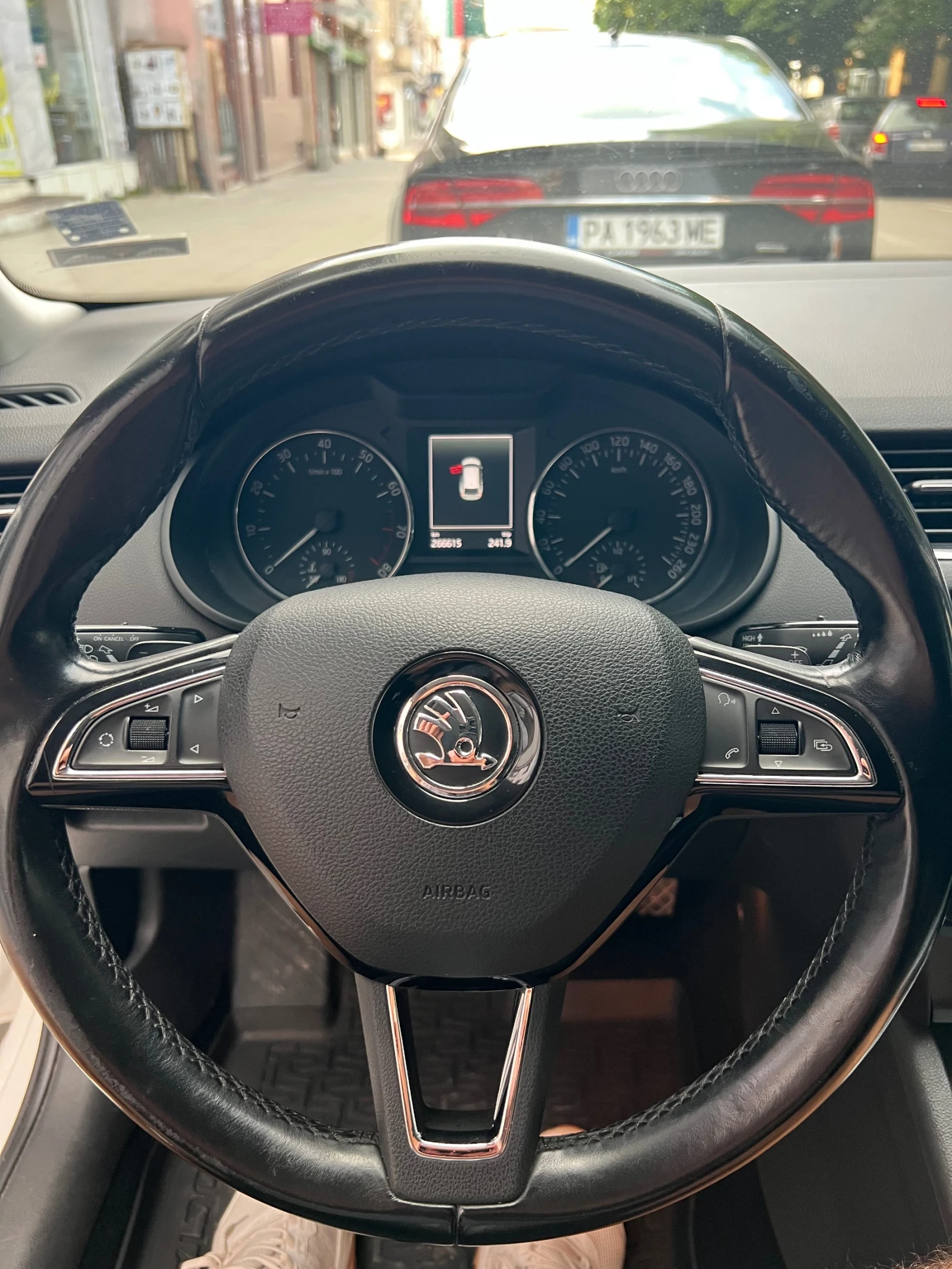 Skoda Octavia  1.8Т 4х4 6DSG, снимка 9 - Автомобили и джипове - 55086737