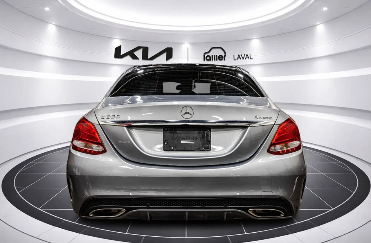 Mercedes-Benz C 300 AMG* 4matic* Памет* Камера* Панорама* БЕЗ ЩЕТИ* , снимка 5 - Автомобили и джипове - 55161819