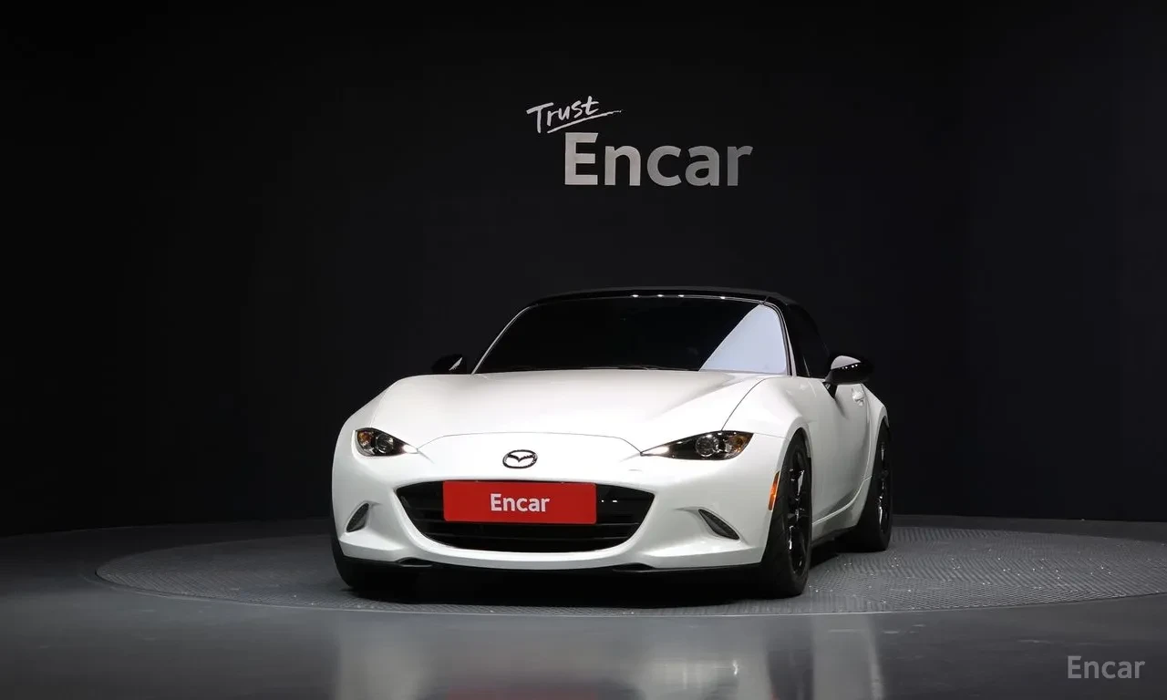 Mazda Mx-5 MIATA* РЪЧКА* КАМЕРА* SOFT TOP* 20k km, снимка 3 - Автомобили и джипове - 55434053