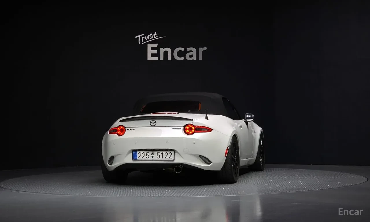 Mazda Mx-5 MIATA* РЪЧКА* КАМЕРА* SOFT TOP* 20k km, снимка 4 - Автомобили и джипове - 55434053