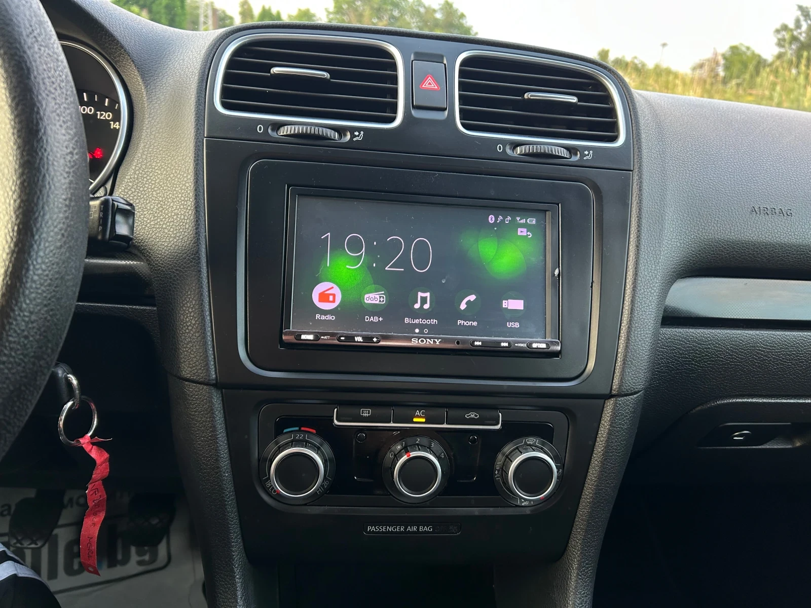 VW Golf 2.0TDi КАМЕРА TV/DVD, снимка 12 - Автомобили и джипове - 55562520