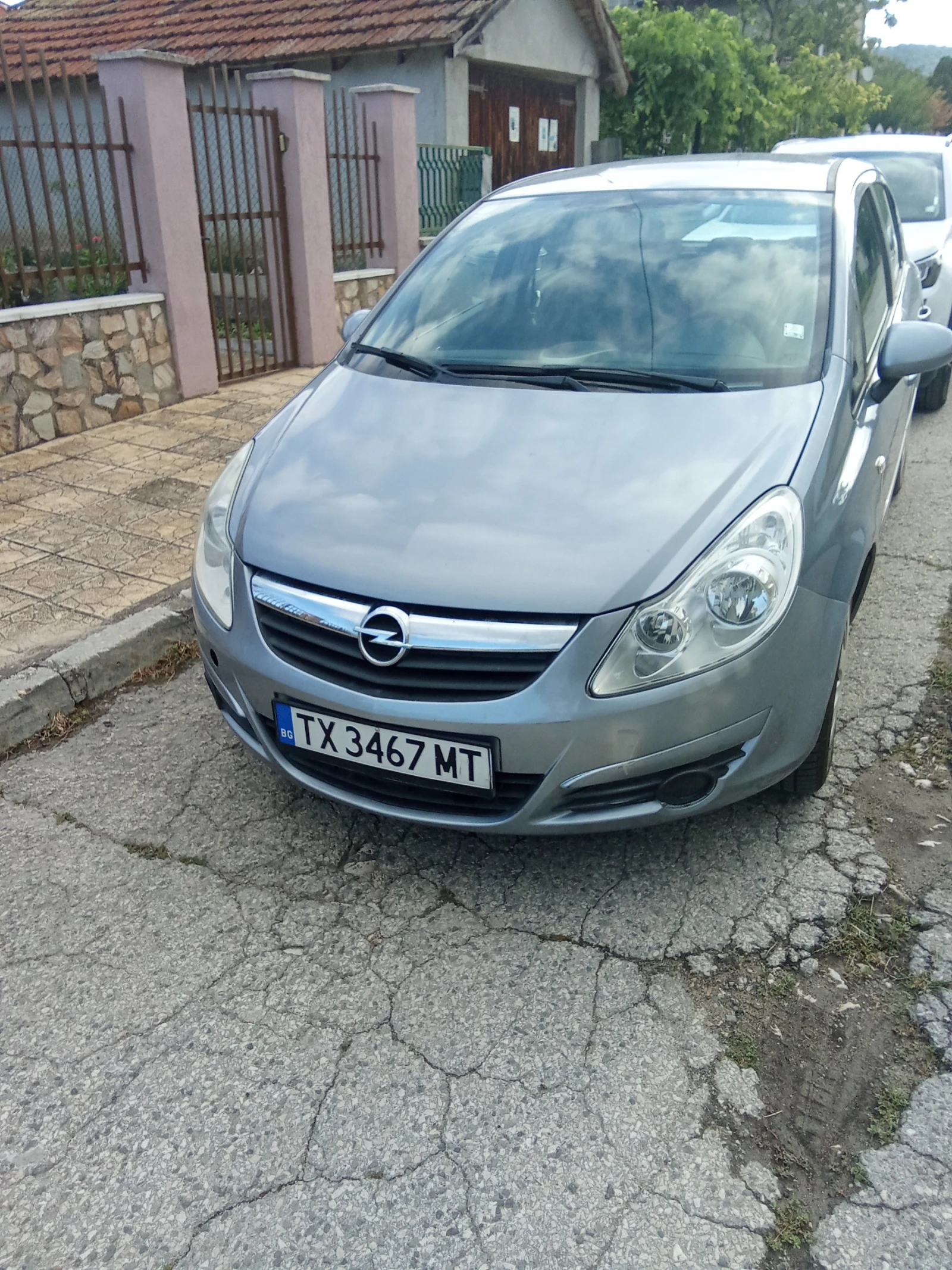 Opel Corsa D, снимка 2 - Автомобили и джипове - 56219636