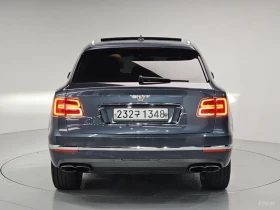 Bentley Bentayga 4.0* V8* ПОДГРЕВ* ОБДУХВАНЕ* 360* МАСАЖИ* HUD* , снимка 3