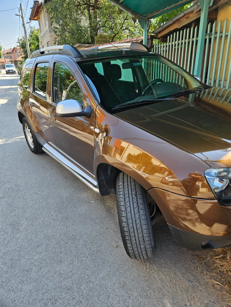 Dacia Duster 1.6 4х4, снимка 7 - Автомобили и джипове - 47424059